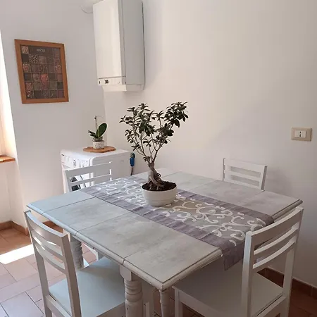 Garbatella Apartament